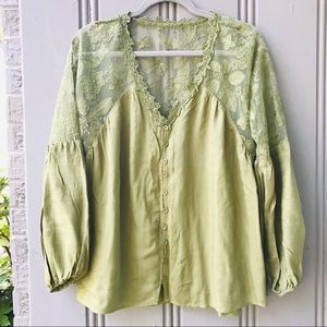 NWOT Lightweight Green Button Down Blouse